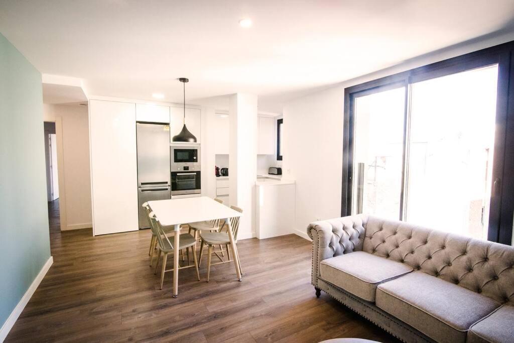 4-1 Apartamento De Diseno En El Centro De Reus Exterior foto